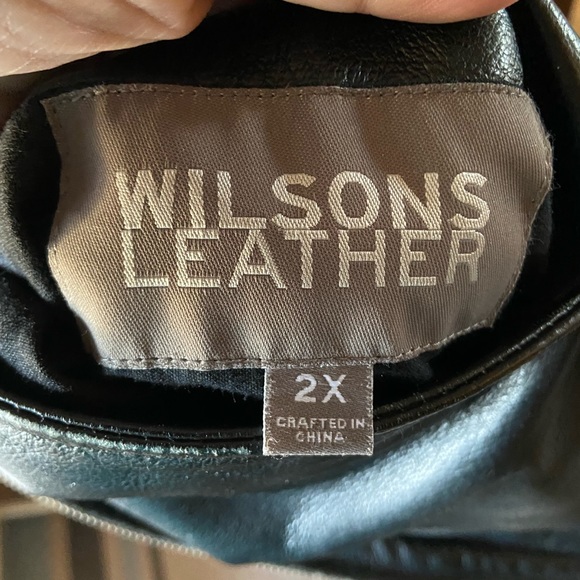 Black leather jacket with fleece lining - Picture 3 of 4